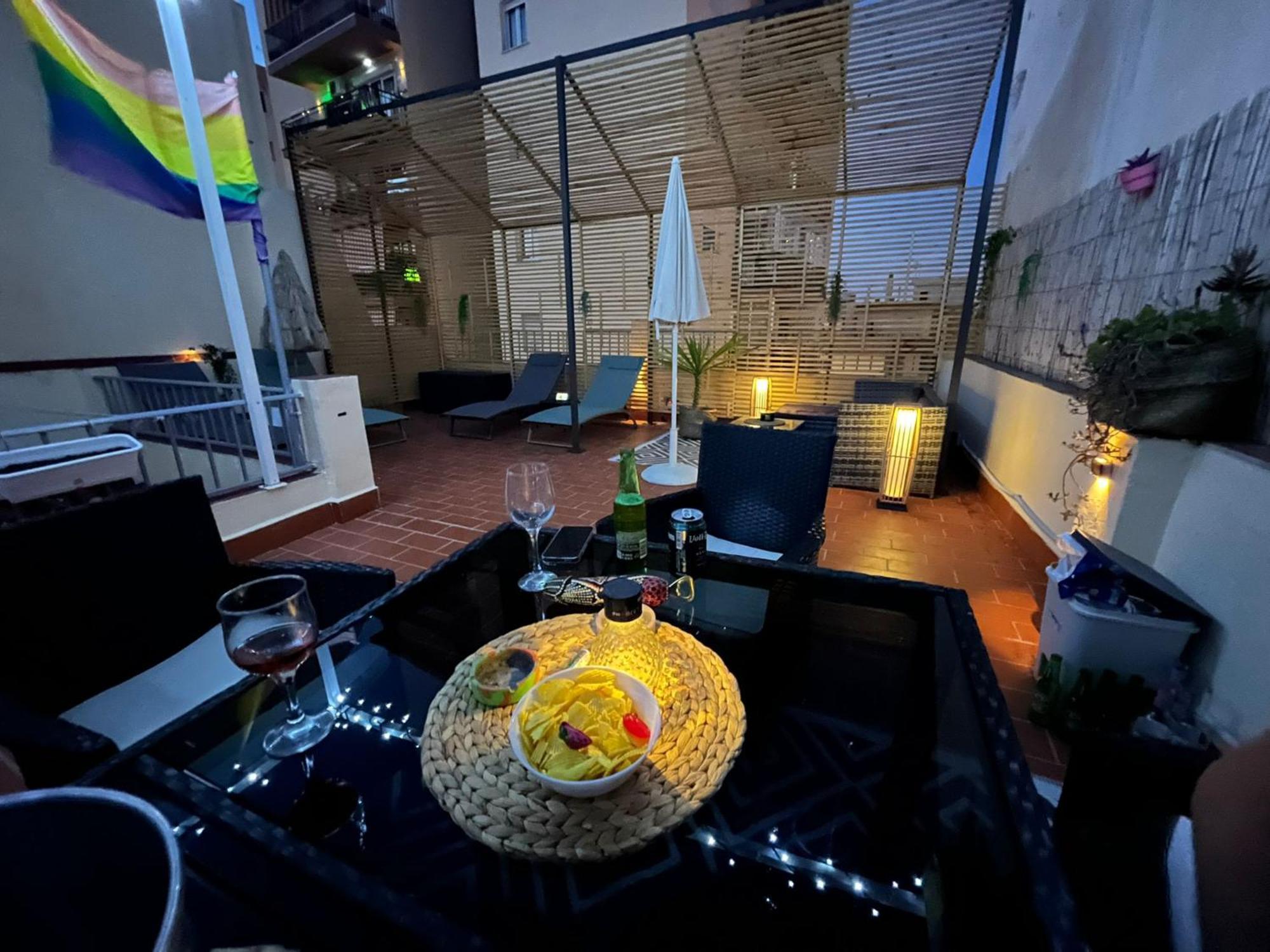 Gay Hostel Torremolinos Eksteriør billede